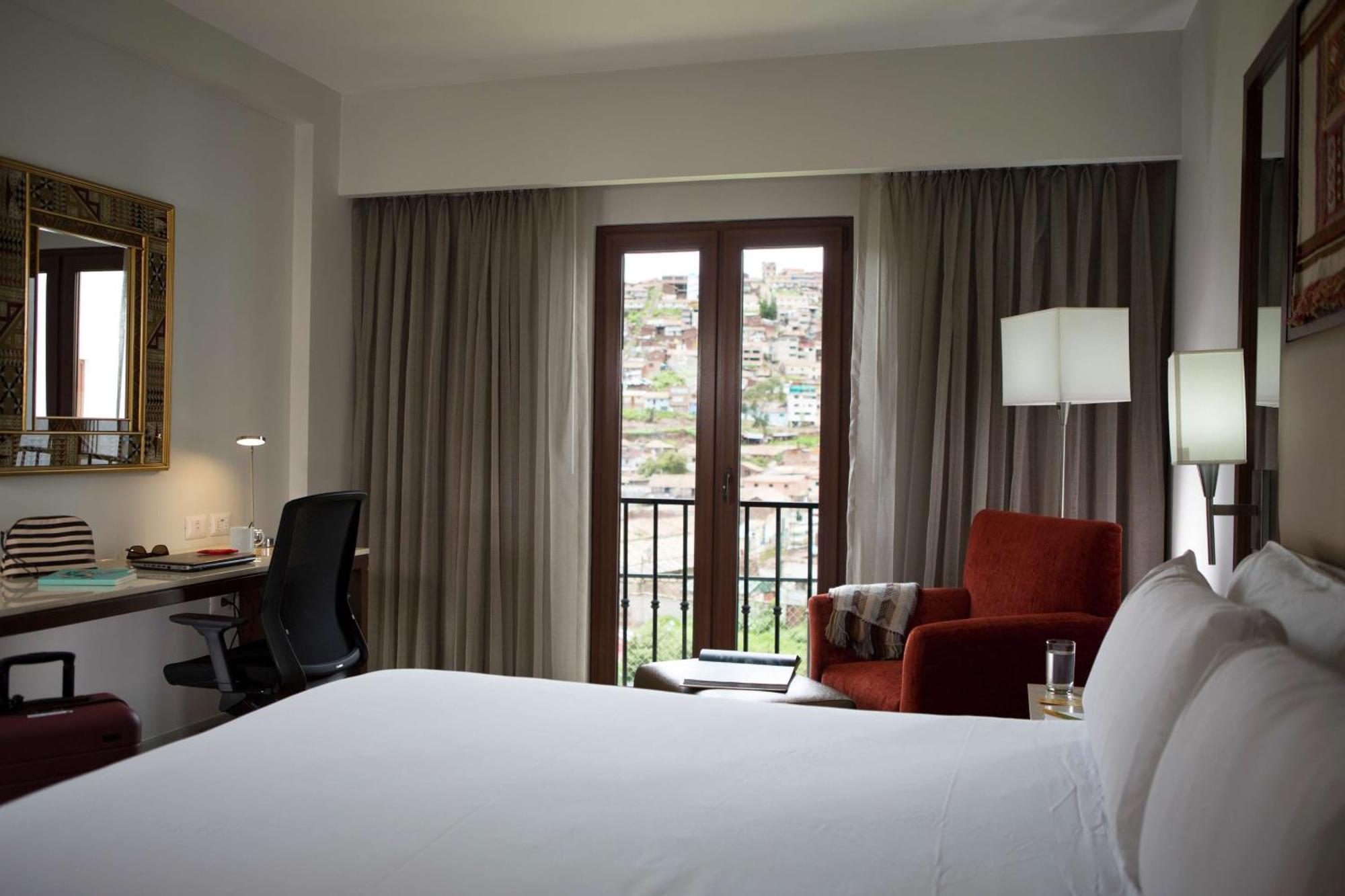 Hilton Garden Inn Куско Экстерьер фото