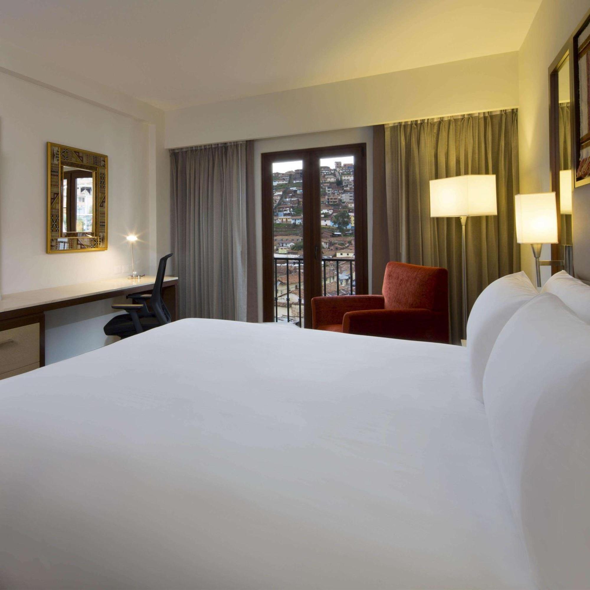 Hilton Garden Inn Куско Экстерьер фото